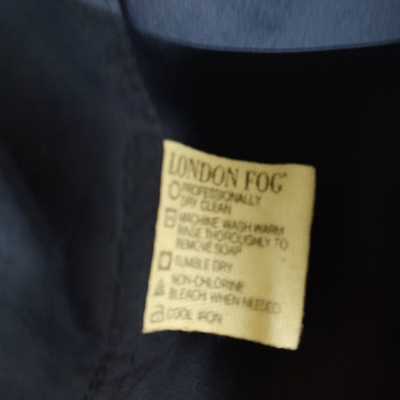 Vintage London Fog windbreaker jacket - Picture 8 of 15